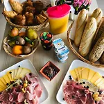 Nyaraló Le Du Faubourg Sautour