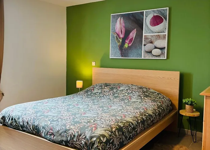 Le Du Faubourg Hébergement de vacances Sautour